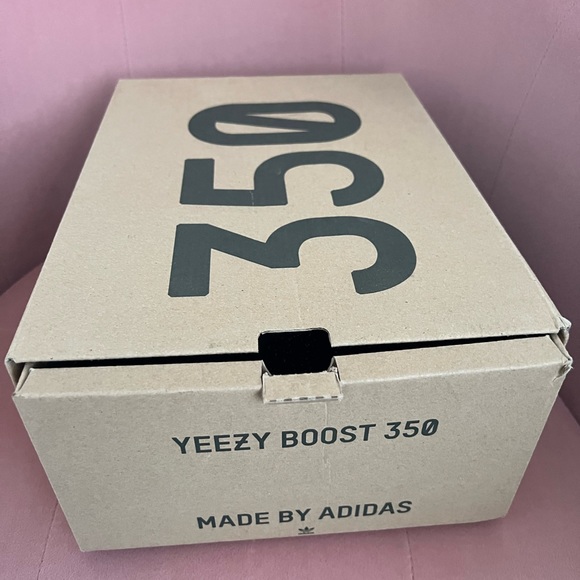 Yeezy Boost 350 Reflective - Picture 8 of 9